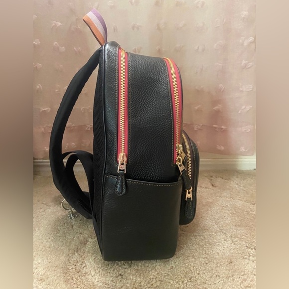 Court Backpack In Blocked Signature Canvas With Souvenir
Patches - Picture 2 of 8